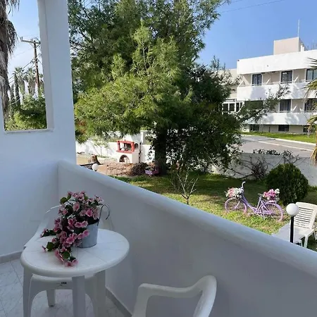Zoe Kır Evi Marmari (Kos)