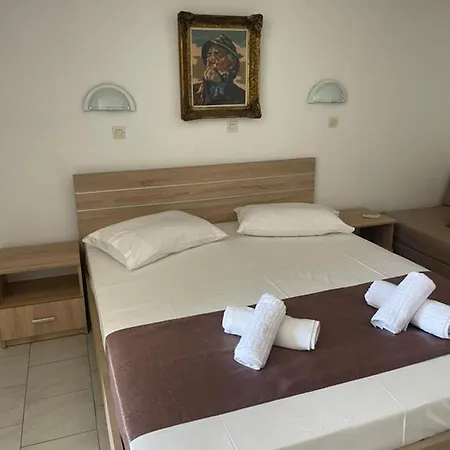 Zoe Landsted Marmari (Kos)